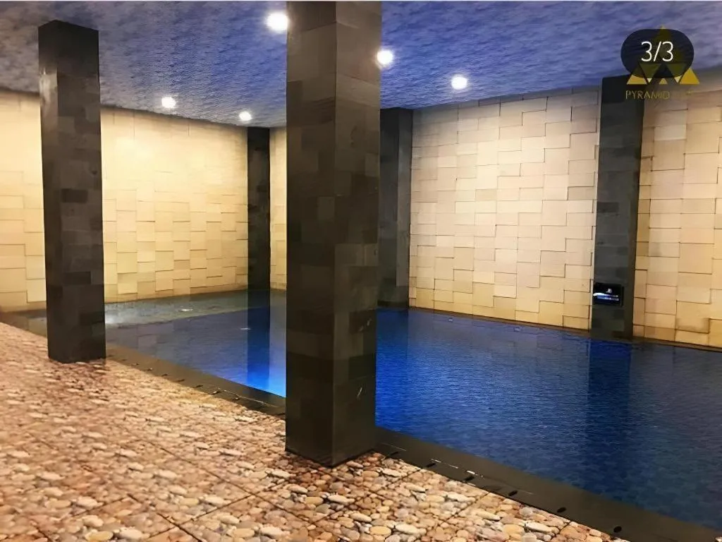 pyramid suites Hotel