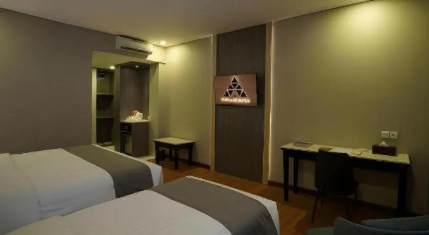 Bed in pyramid suites Hotel