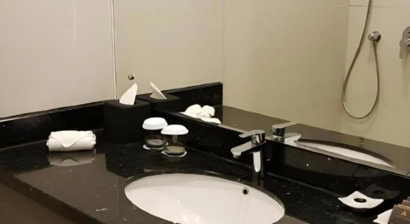 pyramid suites Hotel