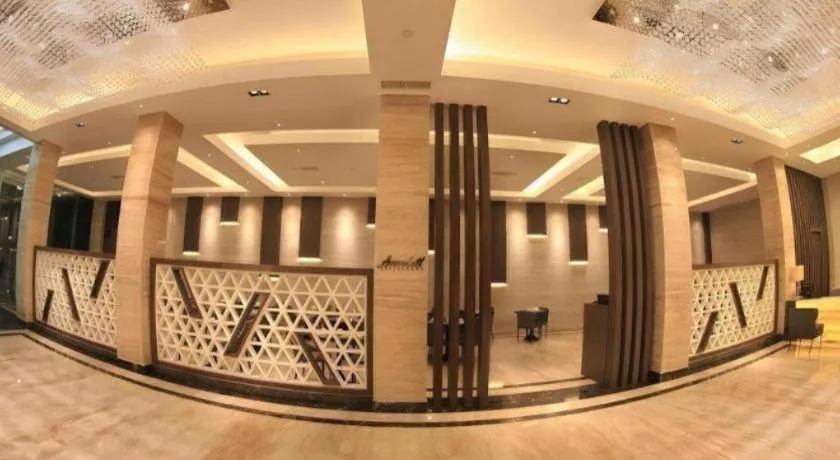 pyramid suites Hotel