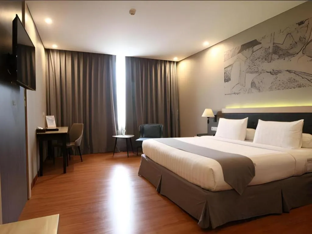 Bed in pyramid suites Hotel