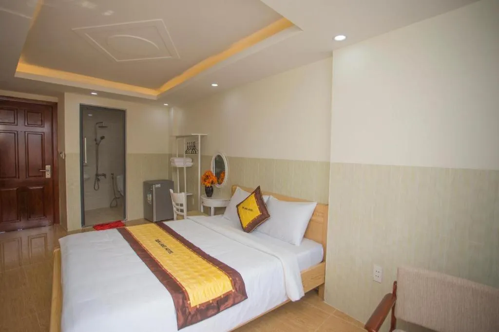 Bed in sun lake hotel