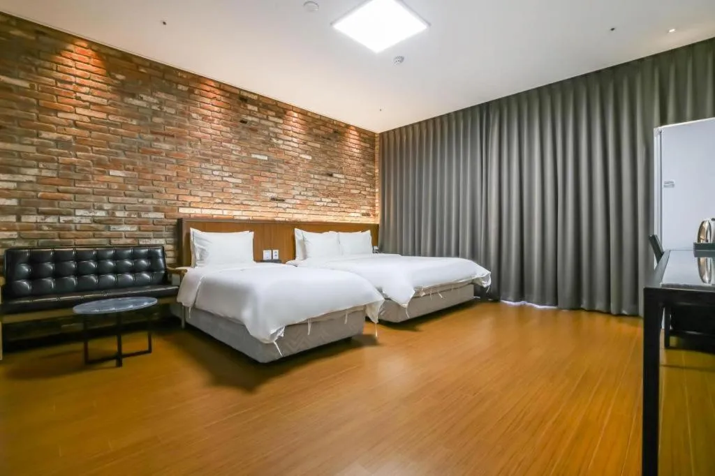 Bed in Hotel Morning Calm