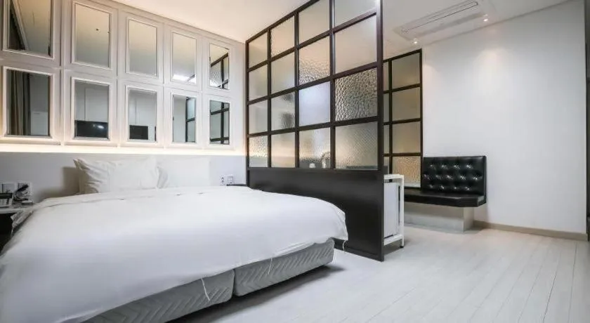 Bed in Hotel Morning Calm