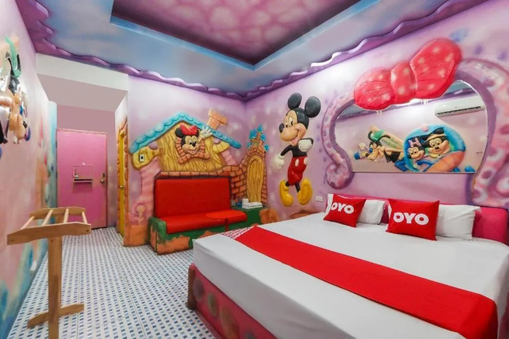 Bed in OYO 577 For Love Hotel