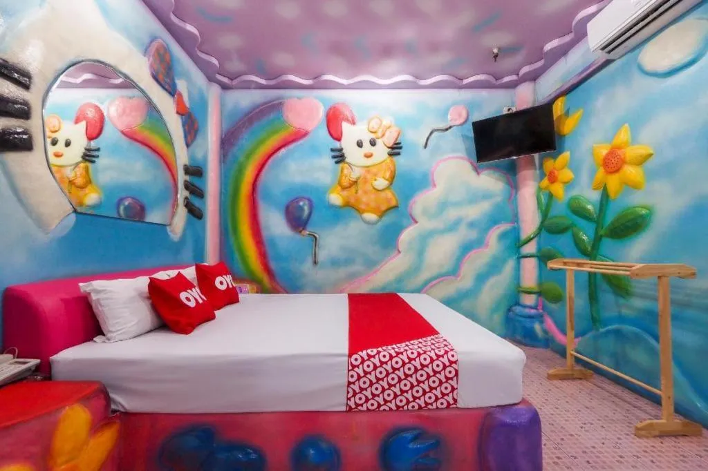 Bed in OYO 577 For Love Hotel