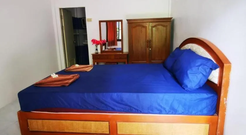 Bed in Sanook Sanang Resort