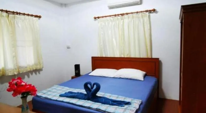 Bed in Sanook Sanang Resort