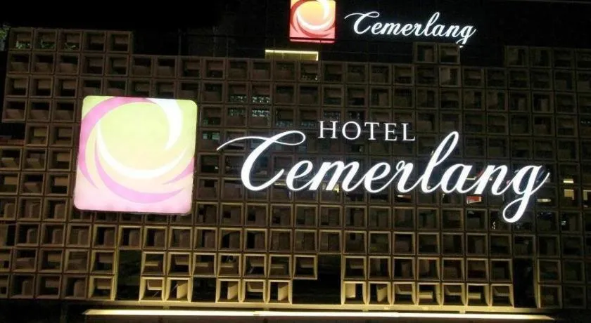 Hotel Cemerlang