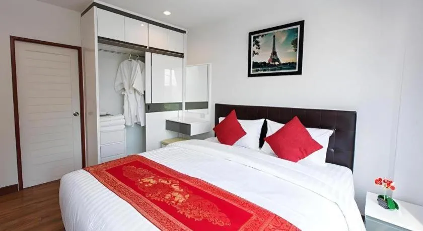 Bed in B2 Sriracha Premier Hotel