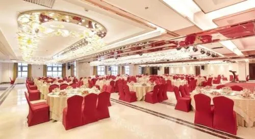 Sanya Yuexin Tomorrow Hotel