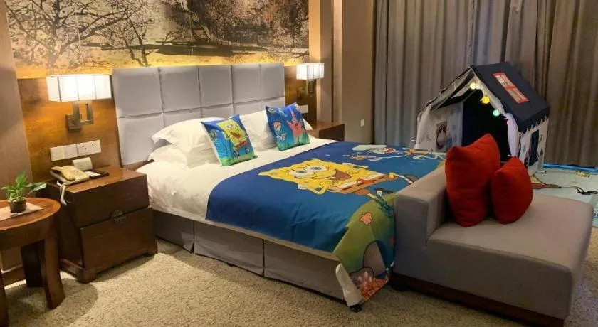 Bed in Wuxi Shanse Hotel