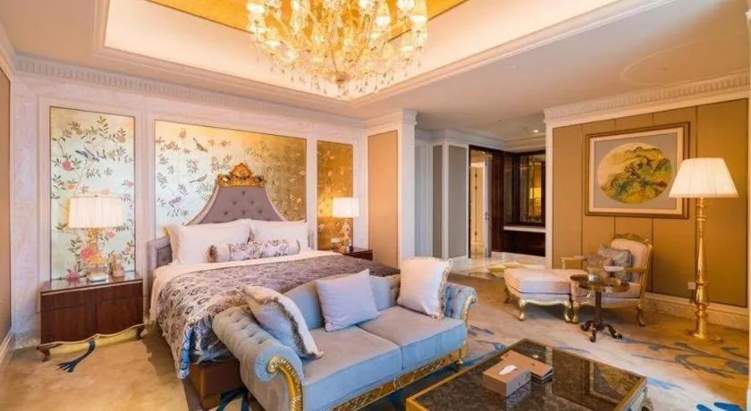 Bed in Suqian Hengli International Hotel