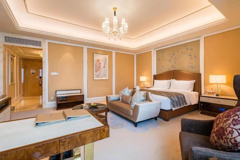 Bed in Suqian Hengli International Hotel