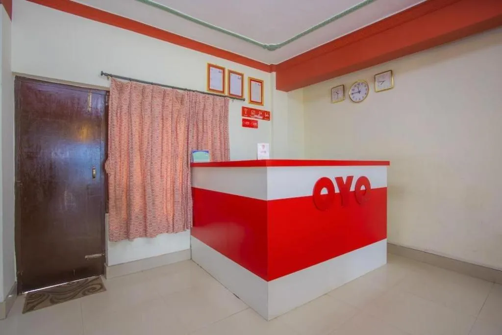 OYO 414 Hotel Om