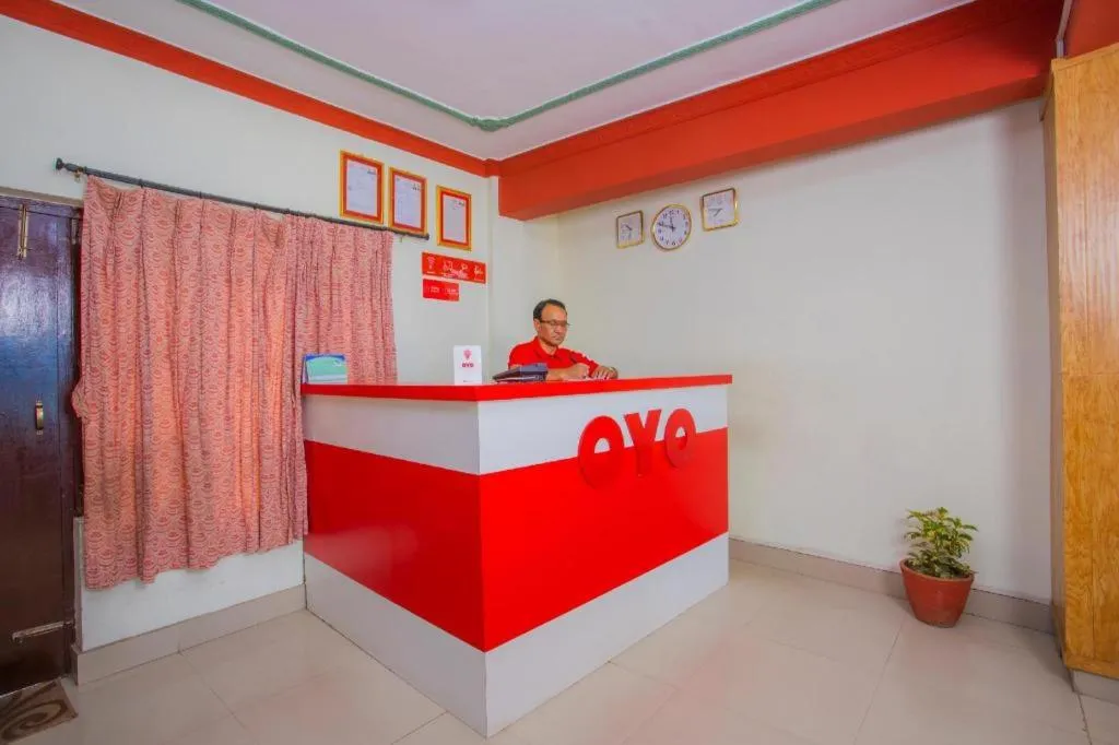 OYO 414 Hotel Om