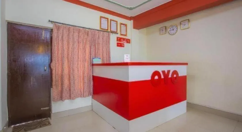 OYO 414 Hotel Om