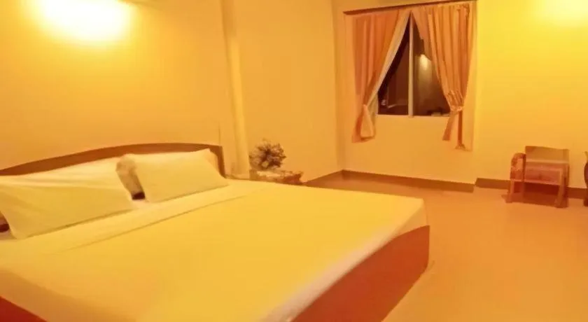 Bed in Phuthong Place