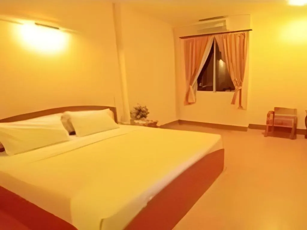 Bed in Phuthong Place