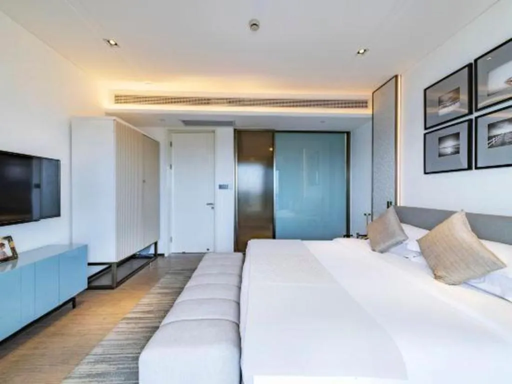 Bed in Rock Platinum Sea View Hotel