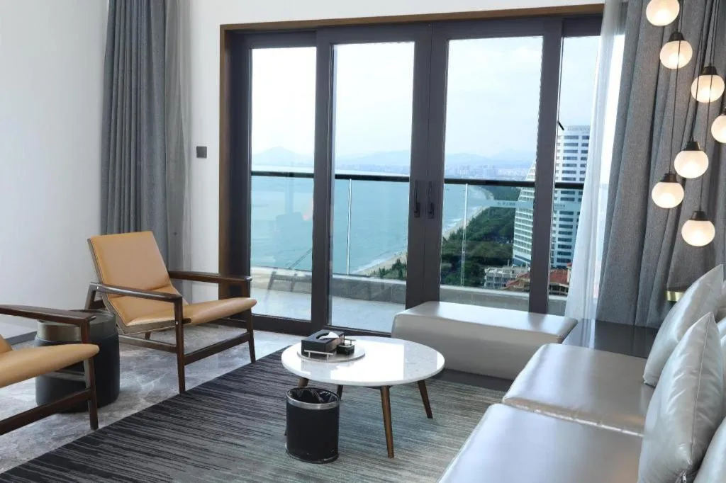 Rock Platinum Sea View Hotel