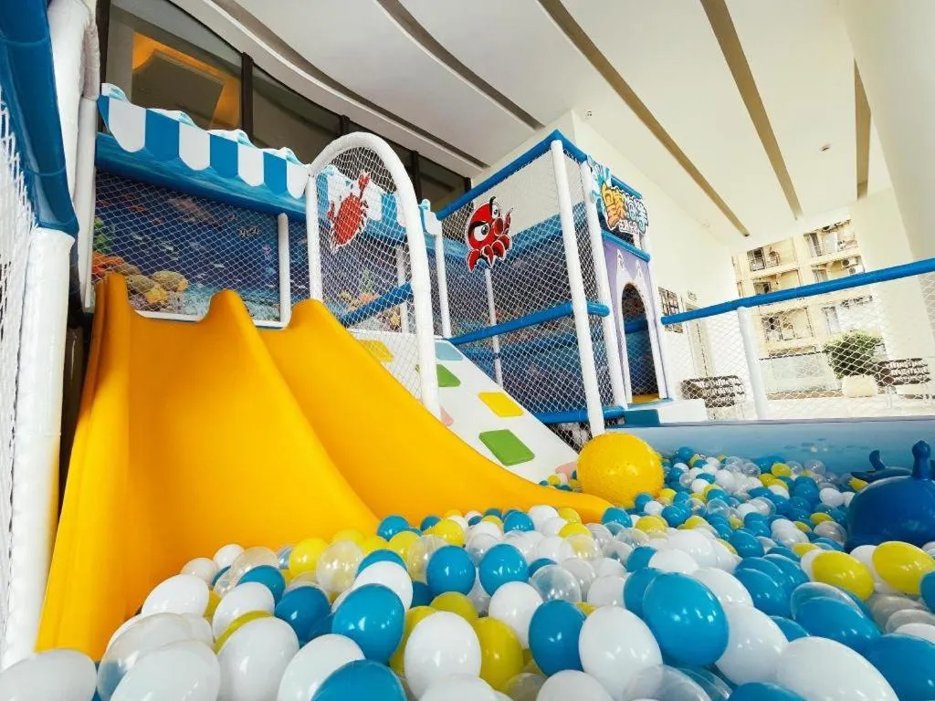 Rock Platinum Sea View Hotel