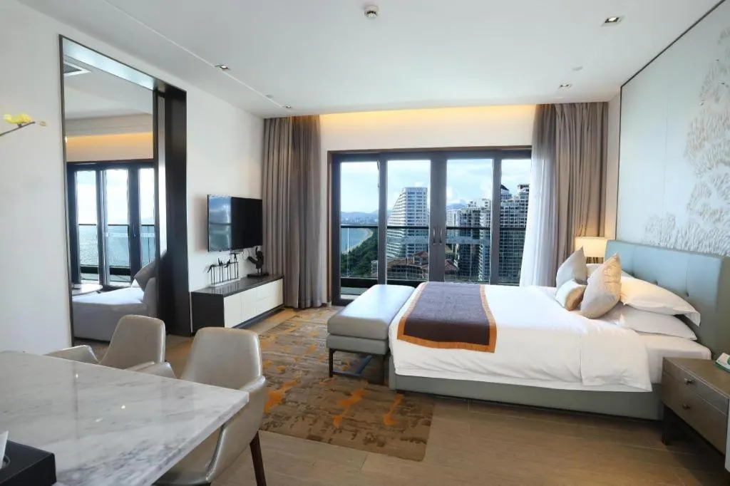 Bed in Rock Platinum Sea View Hotel