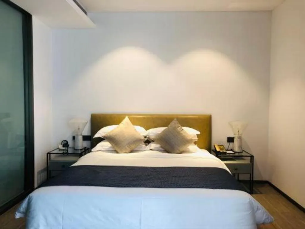 Bed in Rock Platinum Sea View Hotel