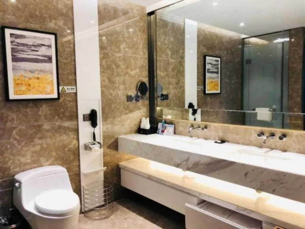 Rock Platinum Sea View Hotel