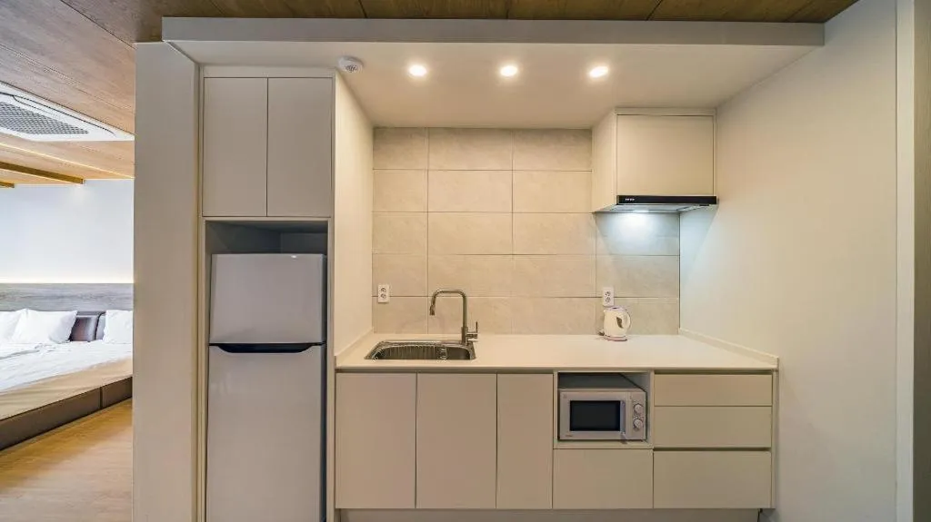 Bed in Dam and Roo Resort