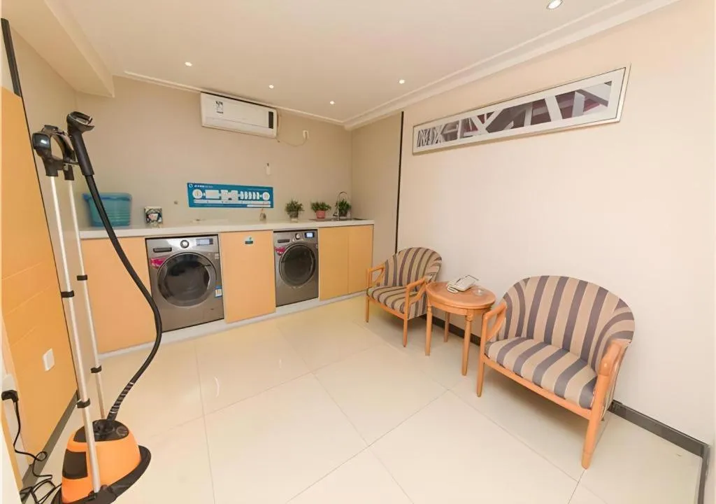 City Comfort Inn Guangzhou Hanxi Changlong Shiqiao Metro Station