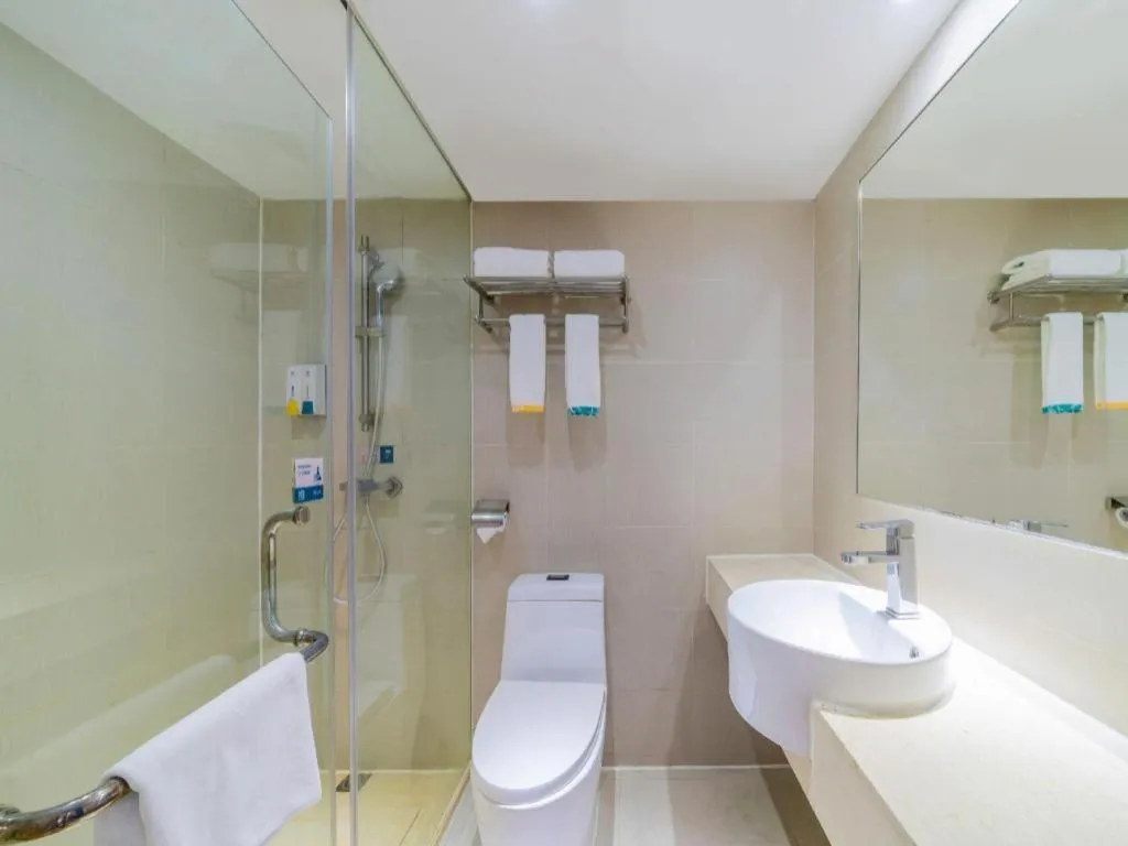 City Comfort Inn Guangzhou Hanxi Changlong Shiqiao Metro Station