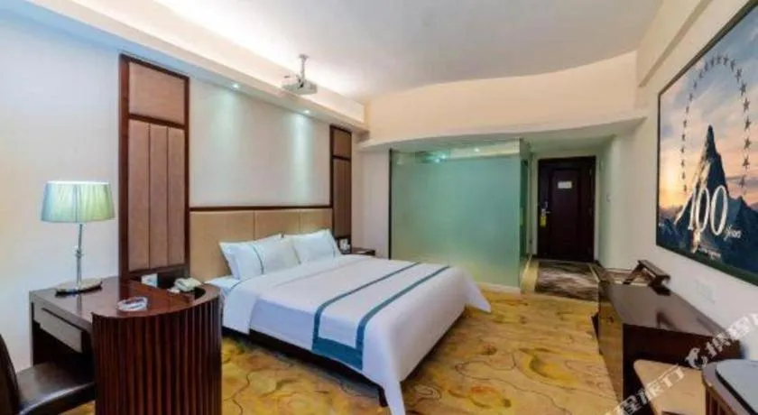 Bed in City Comfort Inn Guangzhou Hanxi Changlong Shiqiao Metro Station
