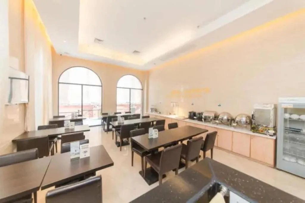 City Comfort Inn Guangzhou Hanxi Changlong Shiqiao Metro Station