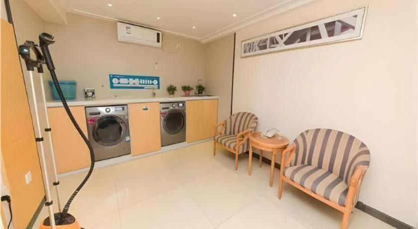 City Comfort Inn Guangzhou Hanxi Changlong Shiqiao Metro Station