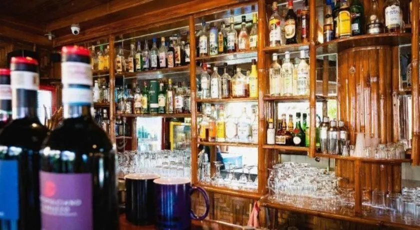 Coucou Bar Hotel and Restaurant