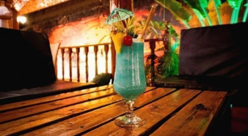 Coucou Bar Hotel and Restaurant