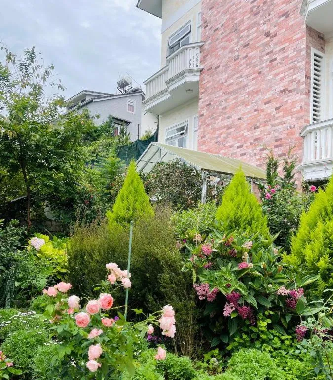 La Roza Dalat Boutique Hotel