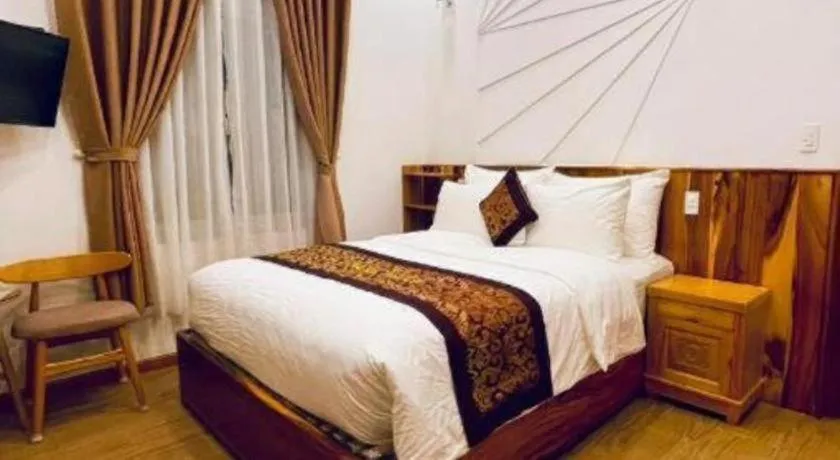 Bed in La Roza Dalat Boutique Hotel