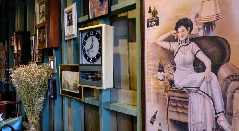 Live Local Cafe & Hotel