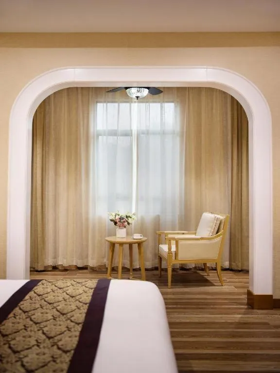 Bed in Cheermore Recreation Hotel Guangzhou Zhimao Yuan Ecological Spa Leisure Hotel