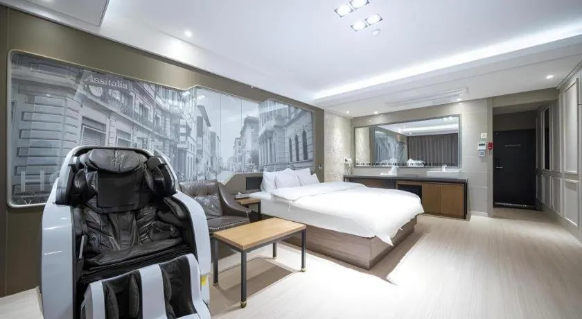 Bed in Pohang Hotel View