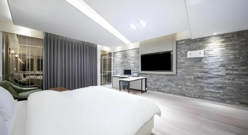 Bed in Pohang Hotel View