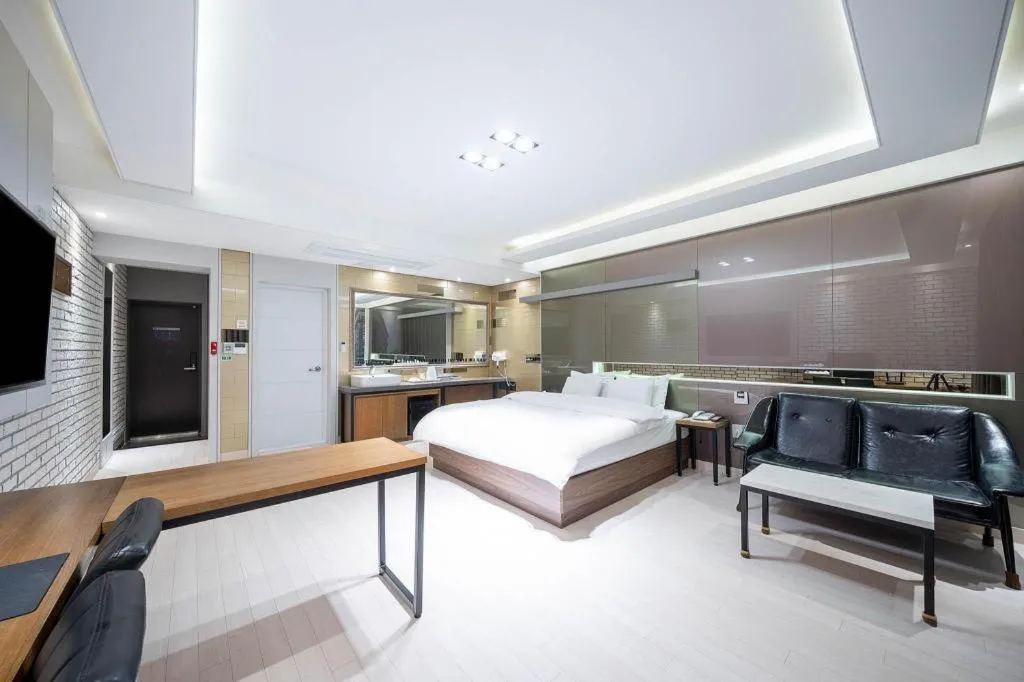 Bed in Pohang Hotel View