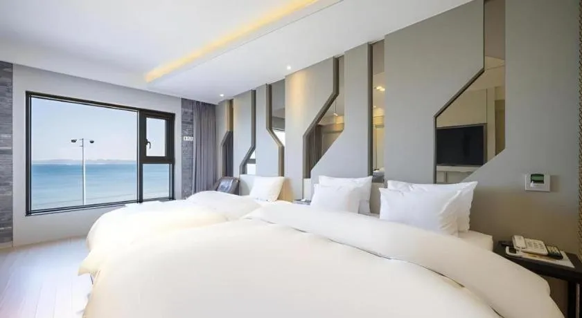 Bed in Pohang Hotel View