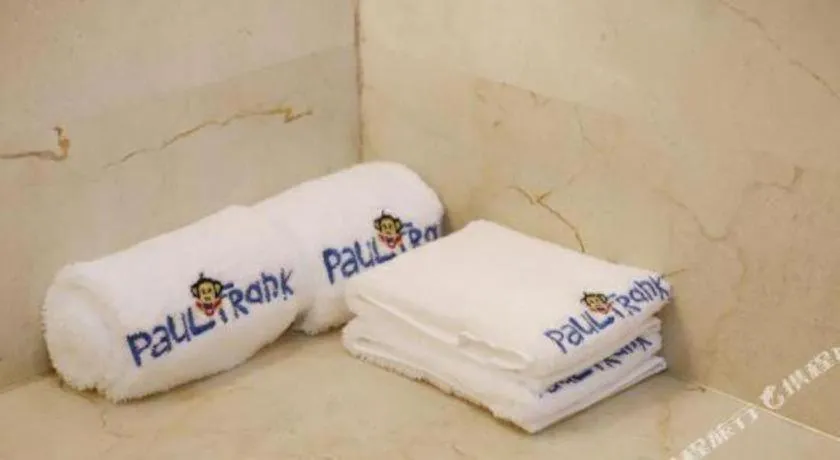 Bed in Hundred Hotel Qingdao