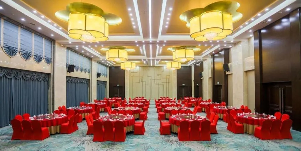 Hundred Hotel Qingdao