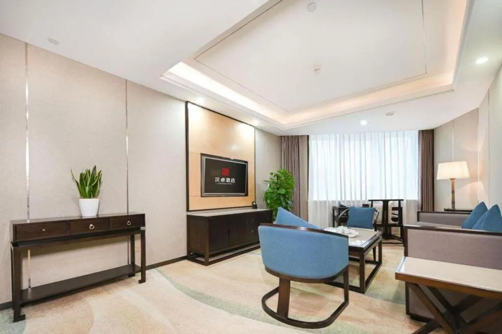 Hundred Hotel Qingdao
