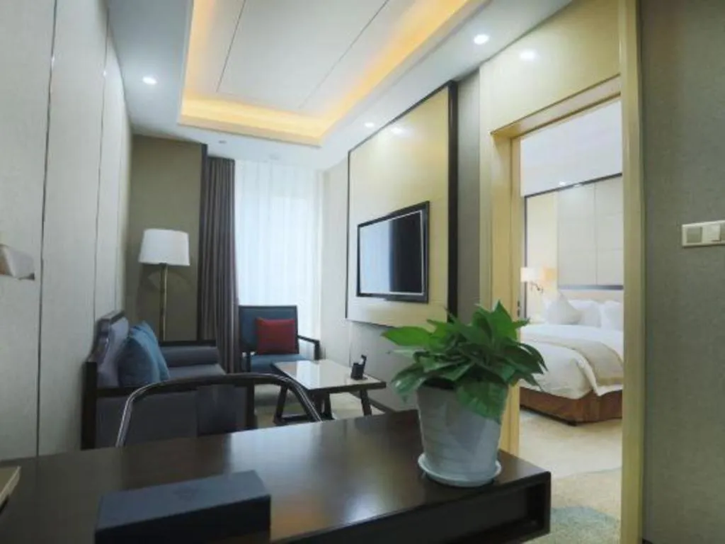 Bed in Hundred Hotel Qingdao