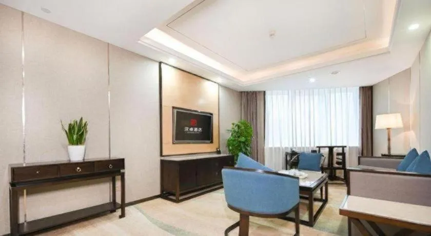 Hundred Hotel Qingdao